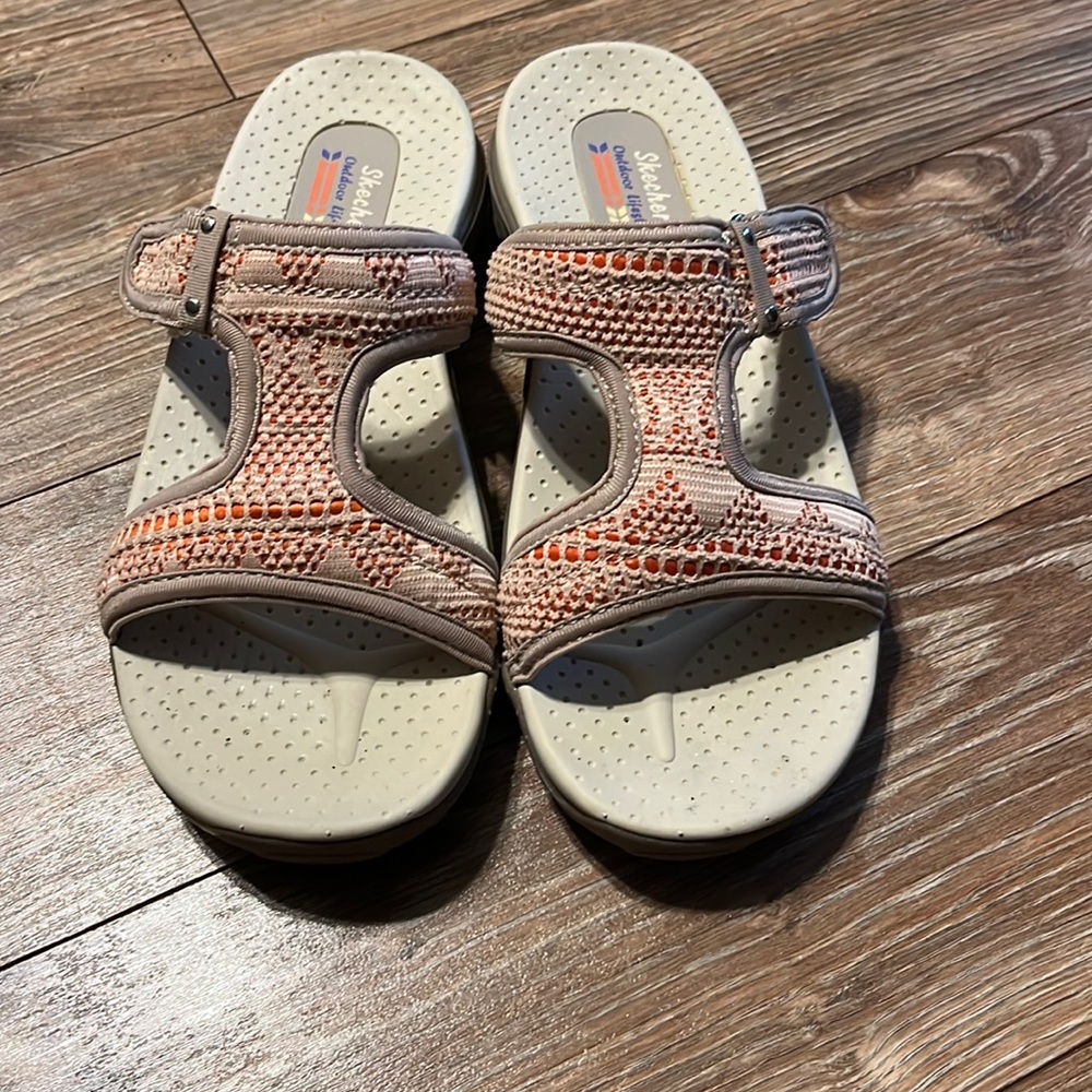 Skecher slides